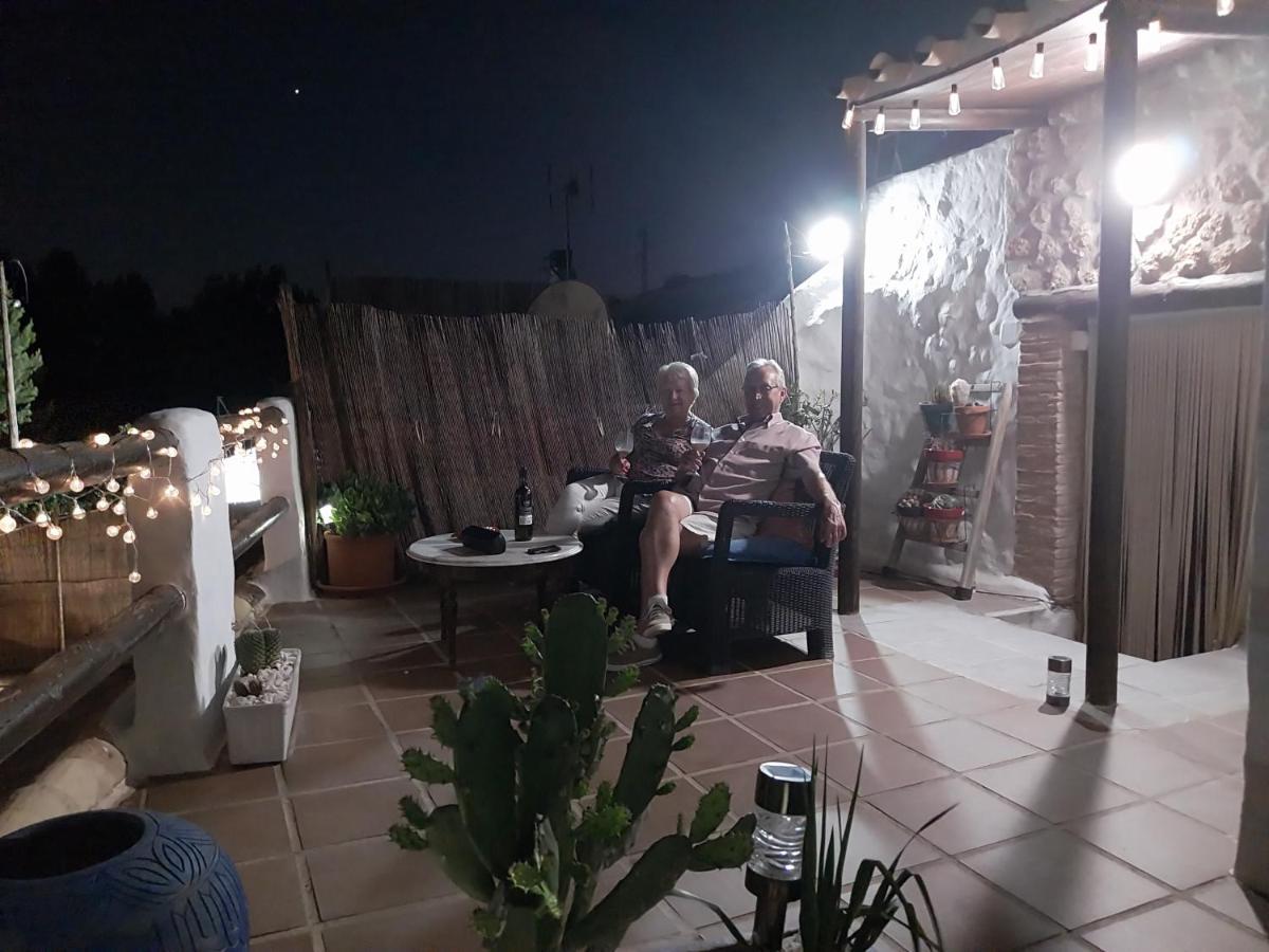 Bed and Breakfast The Cave Of Dreams Baza Exterior foto